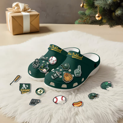 OAK Clogs 2026 - Charms Gift Set-DTD